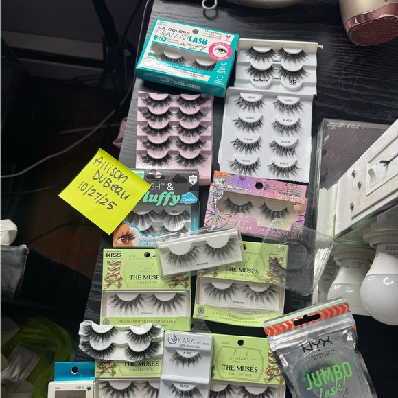 Assorted False Eyelashes Collection - Picture 2 of 2